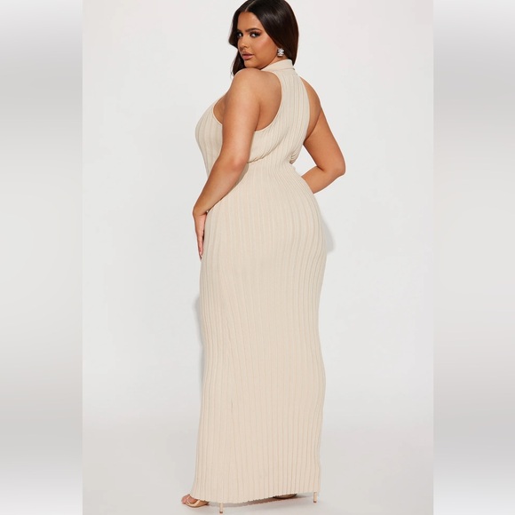 Fashion Nova size 1X Nude Ribbed Maxi Dress with buttons - Picture 3 of 3